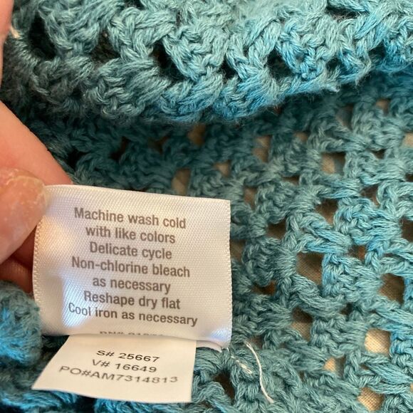 Norm Thompson linen blend crochet short sleeved one button sweater scalloped🌺 - Picture 8 of 8